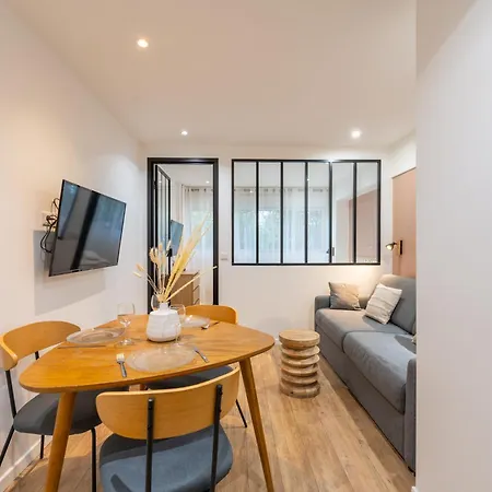 Apartment Nouveau Sacre Coeur 4 Paris
